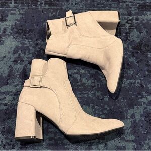 Elegant Grey Ankle Boots